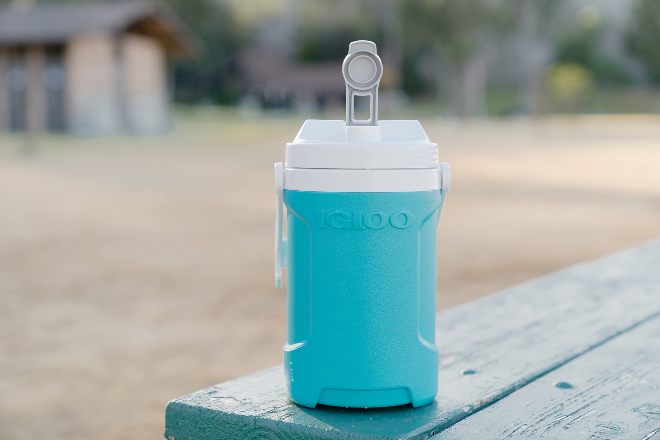 Igloo 1/2 Gallon Insulated Sports Water Jug | Latitude Series - The Cozy Corner