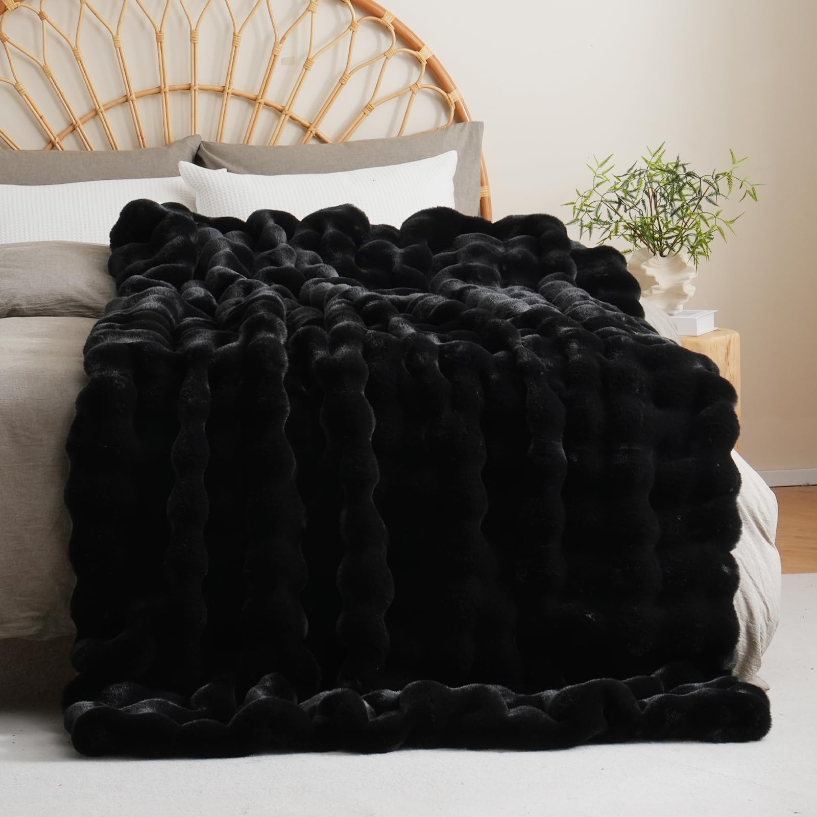 BENVWE Fluffy Faux Fur Throw Blanket for Couch, Soft Plush Thick Cozy Fuzzy Luxury Minky Bubble Blanket for Home Living Room Decor Gift for Women, Navy Blue, 63" x 80", 1100GSM - The Cozy Corner