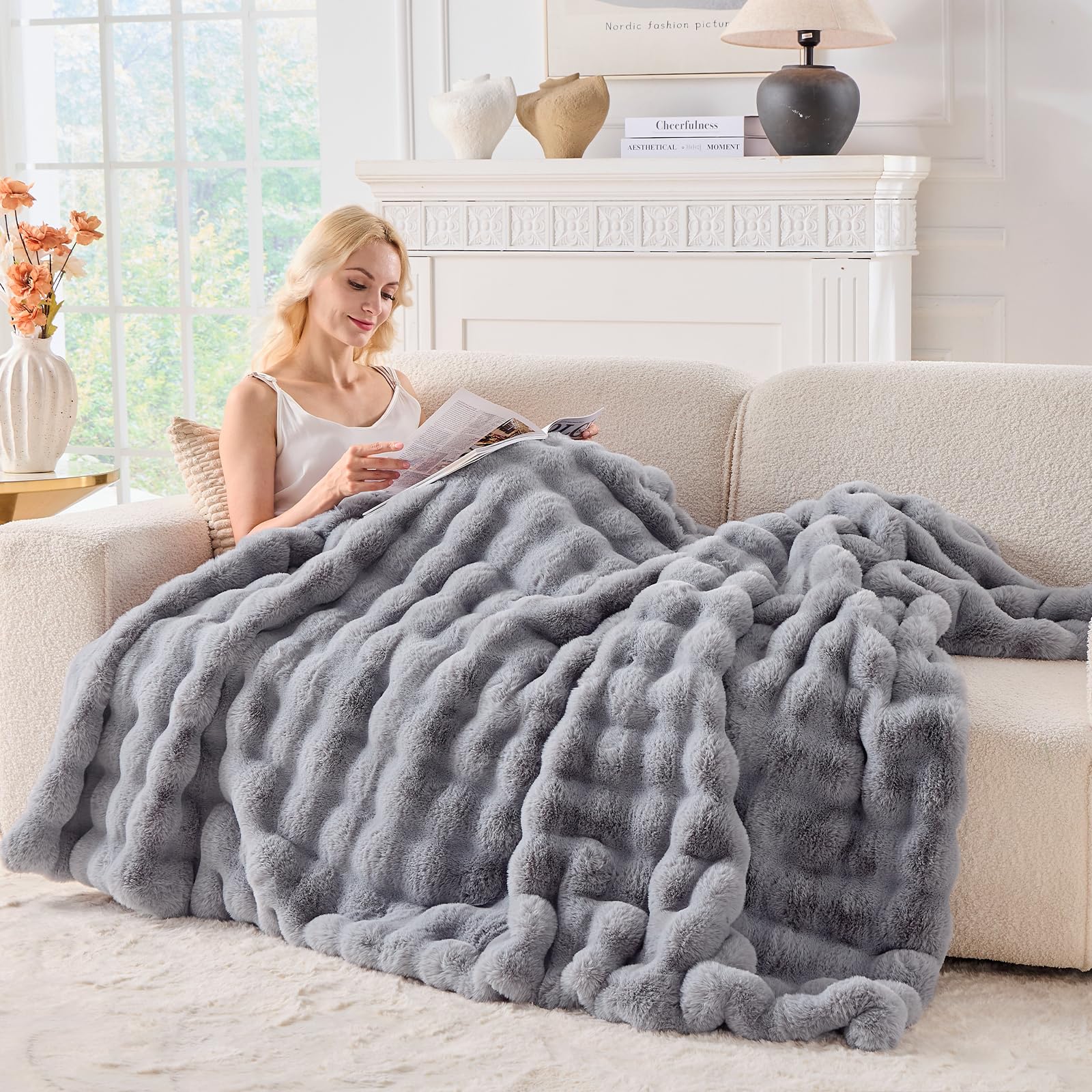 BENVWE Fluffy Faux Fur Throw Blanket for Couch, Soft Plush Thick Cozy Fuzzy Luxury Minky Bubble Blanket for Home Living Room Decor Gift for Women, Navy Blue, 63" x 80", 1100GSM - The Cozy Corner