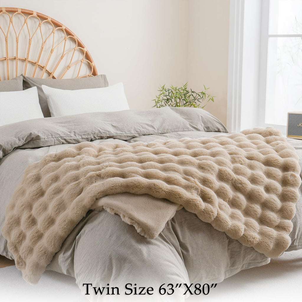 BENVWE Fluffy Faux Fur Throw Blanket for Couch, Soft Plush Thick Cozy Fuzzy Luxury Minky Bubble Blanket for Home Living Room Decor Gift for Women, Navy Blue, 63" x 80", 1100GSM - The Cozy Corner