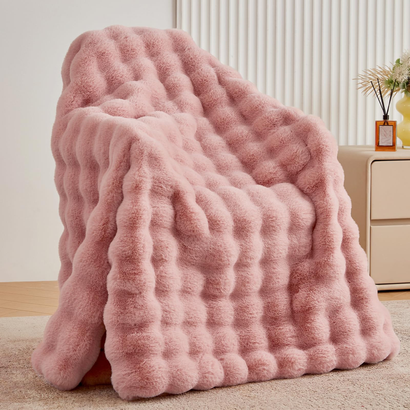 BENVWE Fluffy Faux Fur Throw Blanket for Couch, Soft Plush Thick Cozy Fuzzy Luxury Minky Bubble Blanket for Home Living Room Decor Gift for Women, Navy Blue, 63" x 80", 1100GSM - The Cozy Corner