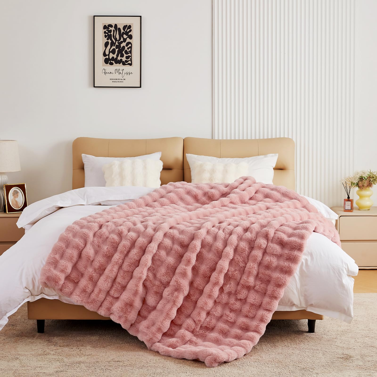 BENVWE Fluffy Faux Fur Throw Blanket for Couch, Soft Plush Thick Cozy Fuzzy Luxury Minky Bubble Blanket for Home Living Room Decor Gift for Women, Navy Blue, 63" x 80", 1100GSM - The Cozy Corner