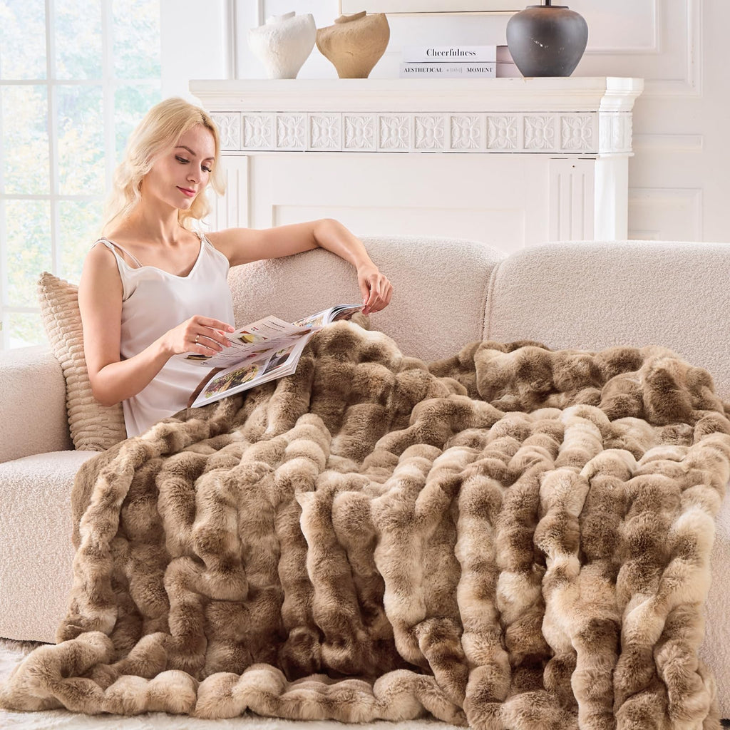 BENVWE Fluffy Faux Fur Throw Blanket for Couch, Soft Plush Thick Cozy Fuzzy Luxury Minky Bubble Blanket for Home Living Room Decor Gift for Women, Navy Blue, 63" x 80", 1100GSM - The Cozy Corner