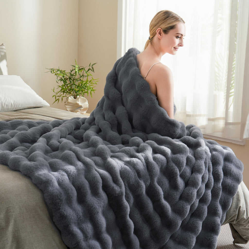 BENVWE Fluffy Faux Fur Throw Blanket for Couch, Soft Plush Thick Cozy Fuzzy Luxury Minky Bubble Blanket for Home Living Room Decor Gift for Women, Navy Blue, 63" x 80", 1100GSM - The Cozy Corner