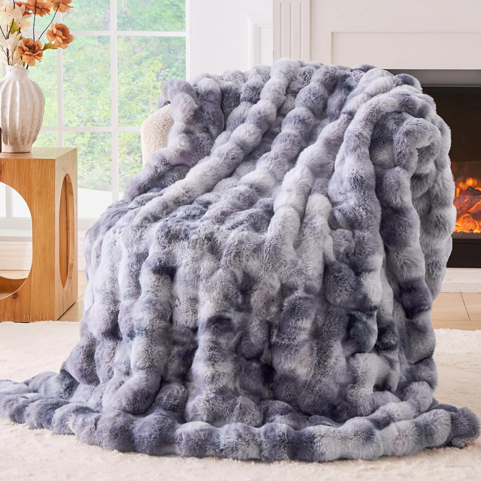 BENVWE Fluffy Faux Fur Throw Blanket for Couch, Soft Plush Thick Cozy Fuzzy Luxury Minky Bubble Blanket for Home Living Room Decor Gift for Women, Navy Blue, 63" x 80", 1100GSM - The Cozy Corner
